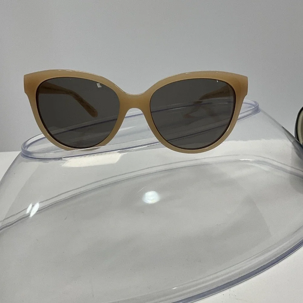 Ann Taylor elevate your